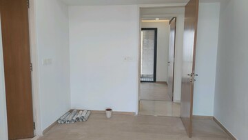 Room in 4 BHK Apartment at Lodha Evoq, Wadala – for Rent