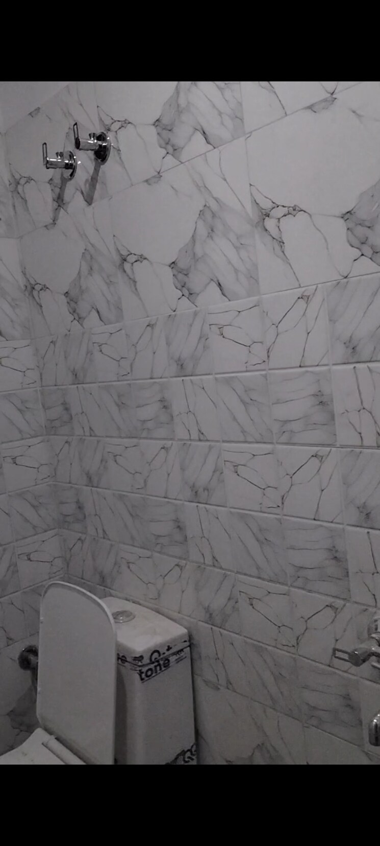 Bathroom, new ashok nagar 2 Bedroom 500 Sq.Ft. Builder Floor In New Ashok Nagar Delhi 8661562