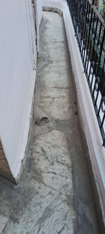 Balcony in 2 BHK Independent House at Madanpur Khadar – for Rent