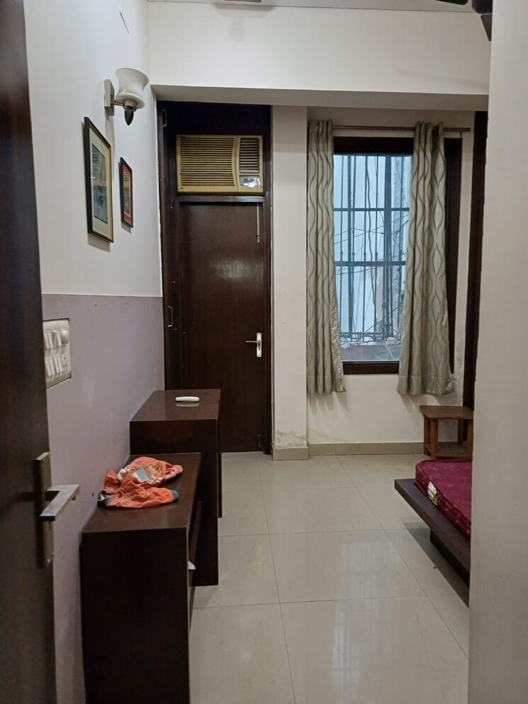 Living Room, greater kailash i 2 Bedroom 160 Sq.Yd. Builder Floor In Greater Kailash I Delhi 8661573