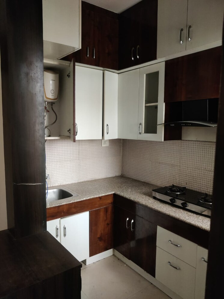 Kitchen, supertech-ecovillage-i 2 Bedroom 890 Sq.Ft. Apartment In Sector 1 Greater Noida Greater Noida 8661595