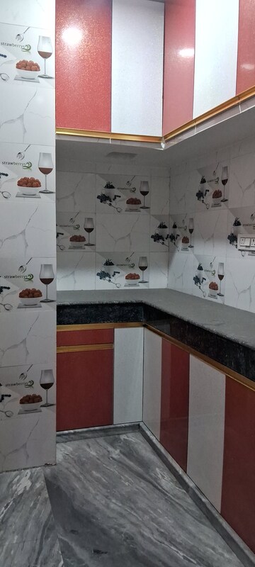 Kitchen in 2.5 BHK Builder Floor at Madanpur Khadar – for Rent