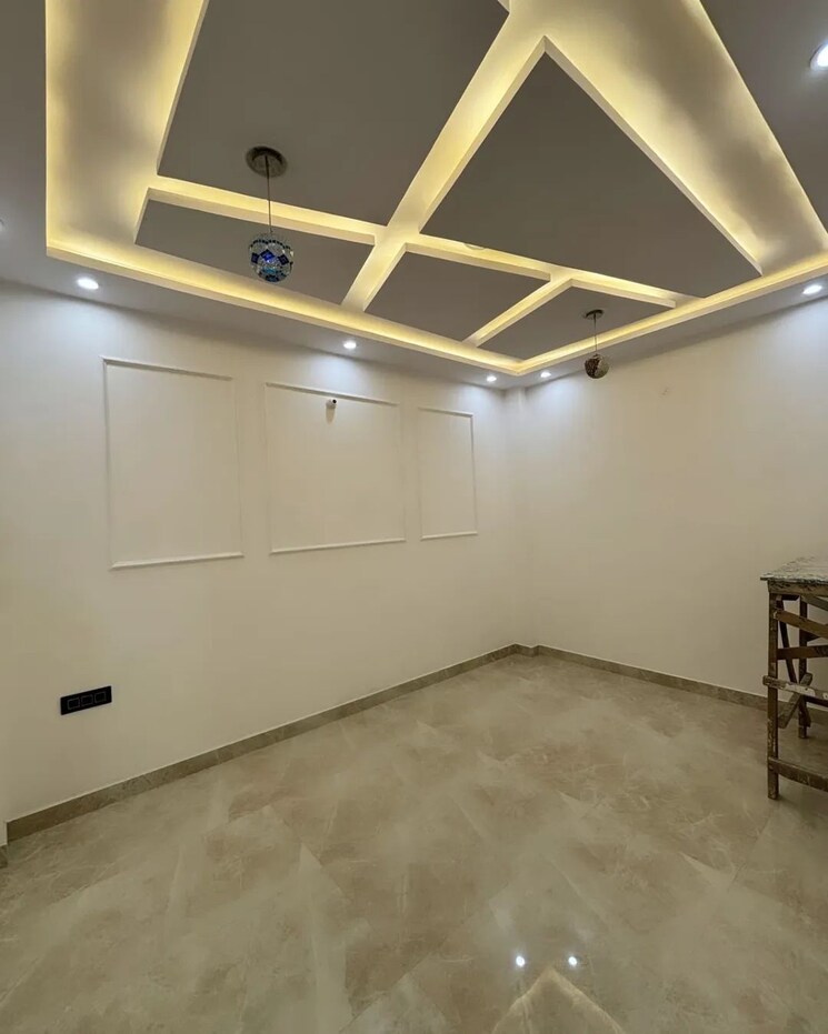 Room, sa-homes-i 5 Bedroom 585 Sq.Ft. Independent House In Uttam Nagar Delhi 8661604