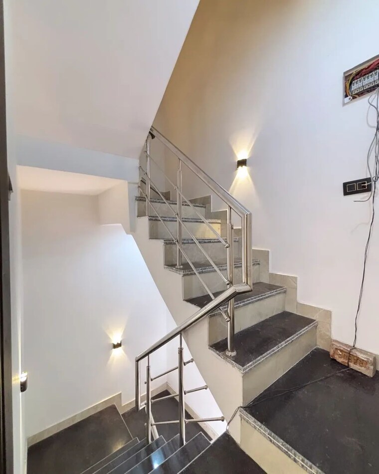 undefined, sa-homes-i 5 Bedroom 585 Sq.Ft. Independent House In Uttam Nagar Delhi 8661604