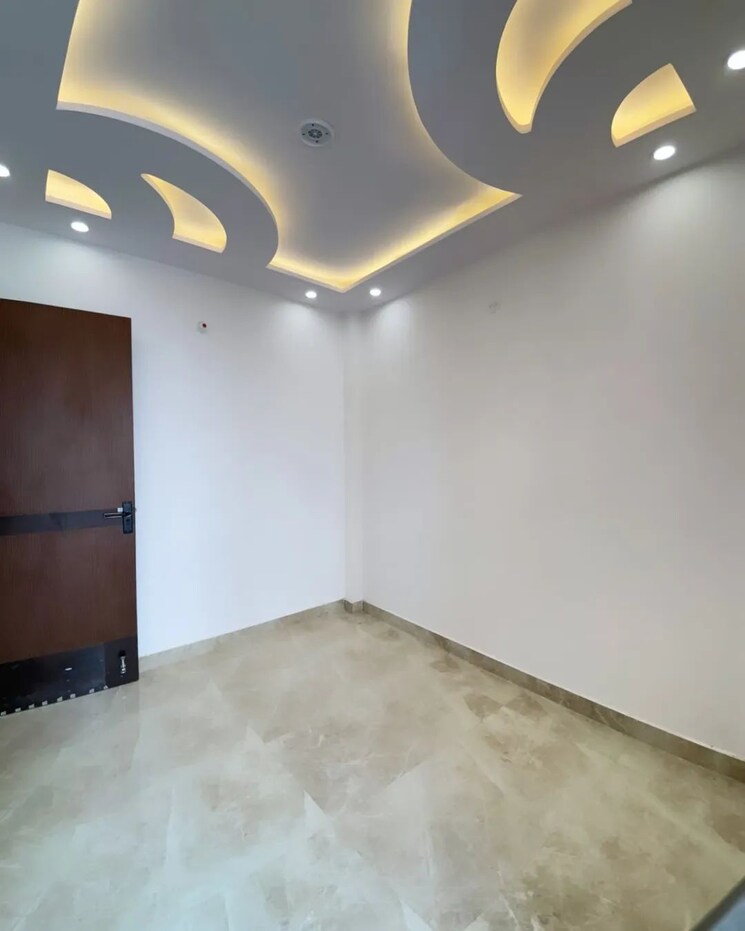 Room, sa-homes-i 5 Bedroom 585 Sq.Ft. Independent House In Uttam Nagar Delhi 8661604