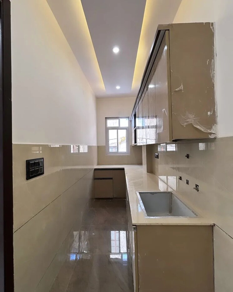 Kitchen, sa-homes-i 5 Bedroom 585 Sq.Ft. Independent House In Uttam Nagar Delhi 8661604