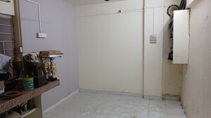 Room in 1 RK Apartment at Rasta Peth – for Sale