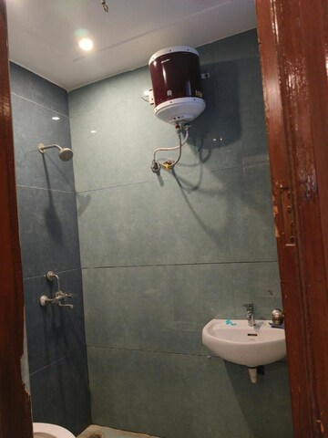 Bathroom in 3 BHK Builder Floor at Lavasa Homes, Lohgarh – for Rent
