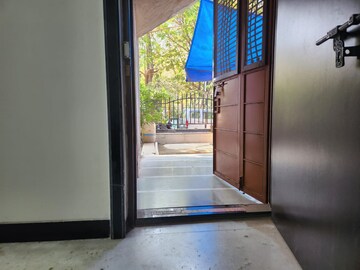 Room in 3 BHK Apartment at Runwal Garden City, Balkum Pada – for Sale