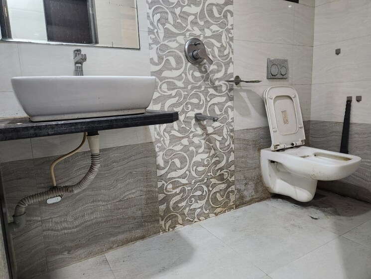 Bathroom, runwal-garden-city 3 Bedroom 1172 Sq.Ft. Apartment In Balkum Pada Thane 8661644