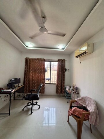 Living Room in 1 BHK Apartment at Lalani Grandeur, Goregaon East – for Rent