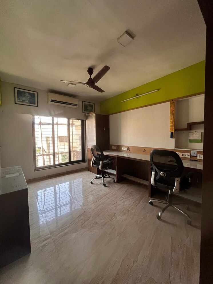 Living Room, thakur-jewel-tower 4 Bedroom 1523 Sq.Ft. Apartment In Kandivali East Mumbai 8661733