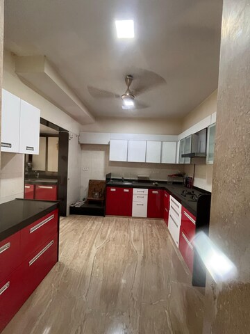 Bedroom in 4 BHK Apartment at Thakur Jewel Tower, Kandivali East – for Rent