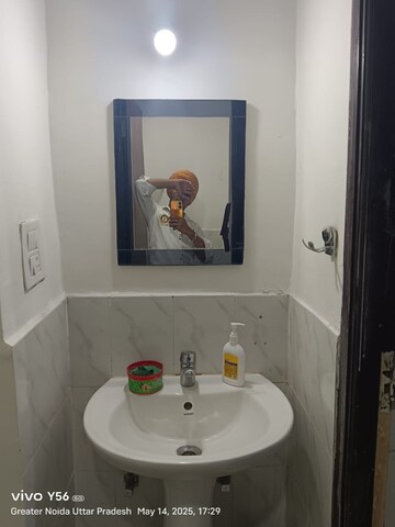 1 BHK Apartment For Rent in Supertech Ecovillage I, Sector 1 Greater Noida