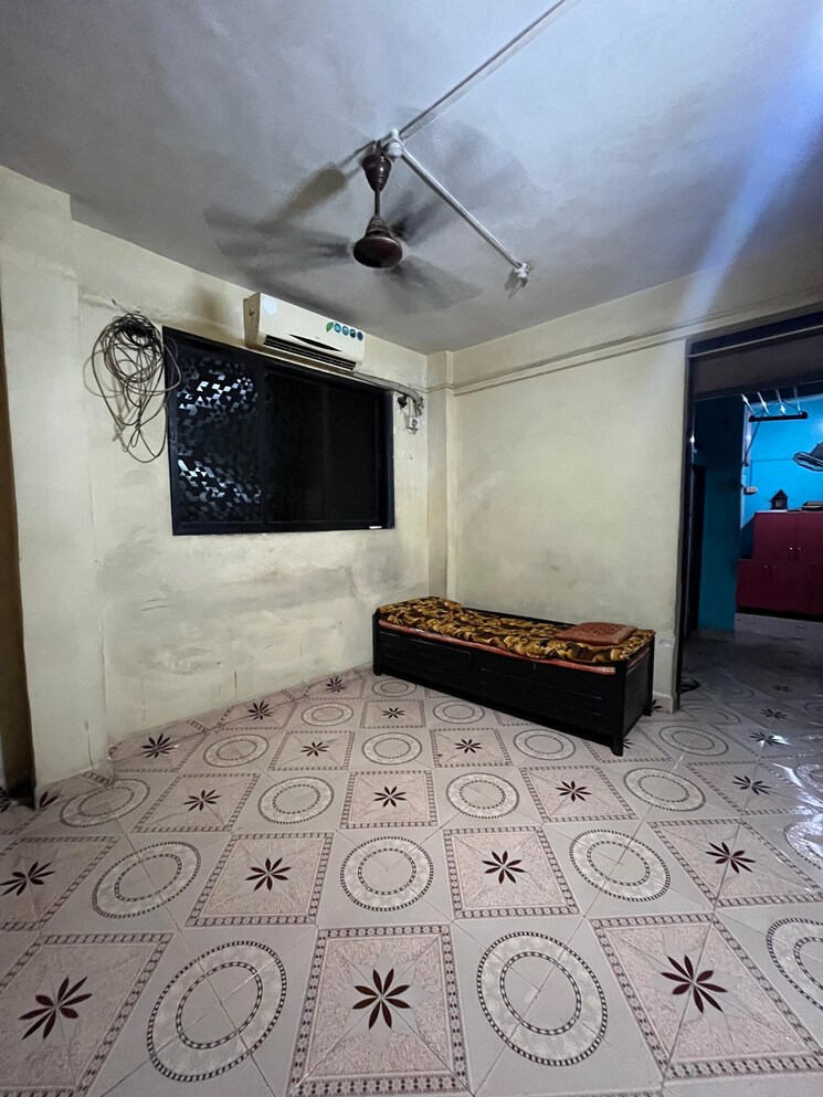 Room, dombivli west 1 RK 250 Sq.Ft. Apartment In Dombivli West Thane 8661750