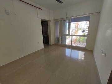 Room in 1 BHK Apartment at Omkar Signet, Malad East – for Rent
