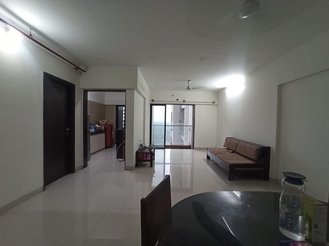 3 BHK Apartment For Rent in Hubtown Hillcrest