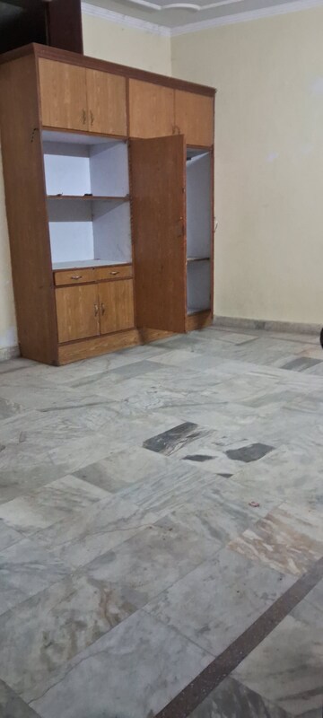 Living Room in 3 BHK Builder Floor at Madanpur Khadar – for Rent