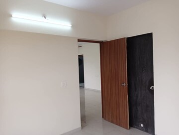 Room in 2 BHK Apartment at Aashna Samadhan, Goregaon West – for Rent