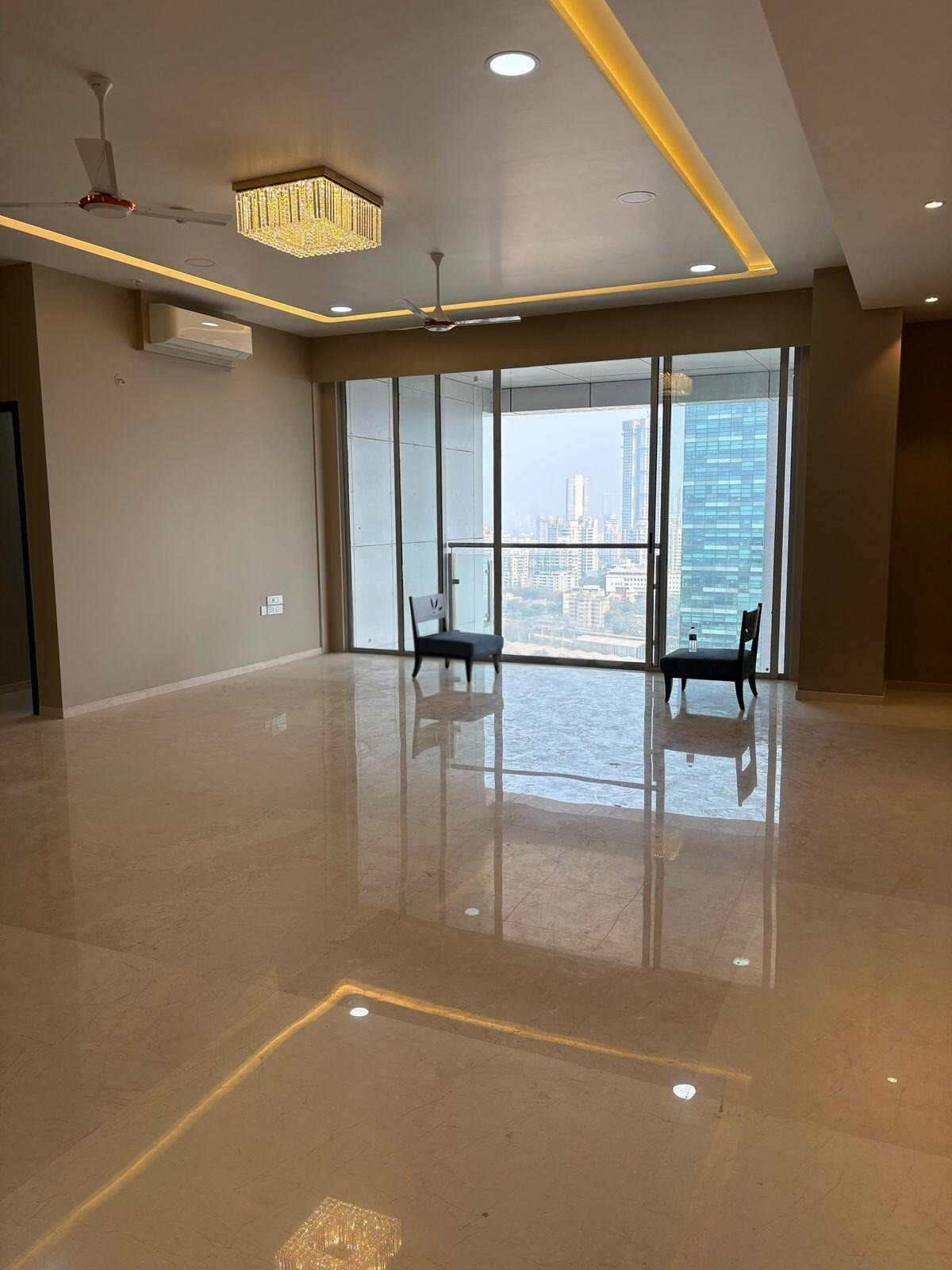 4 BHK + Servant Room 1870 Sq.Ft. Apartment in Kohinoor Square Altissimo