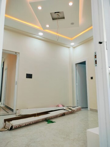 Room in 3 BHK Builder Floor at Green Fields Colony – for Sale