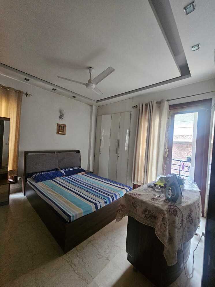Bedroom, lajpat nagar iii 3 Bedroom 1800 Sq.Ft. Builder Floor In Lajpat Nagar Iii Delhi 8661863