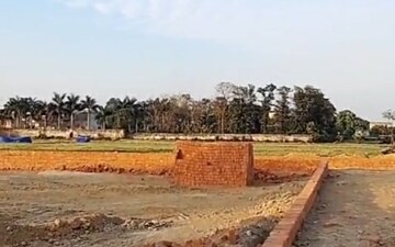 Plot For Sale in Kalindi Kunj