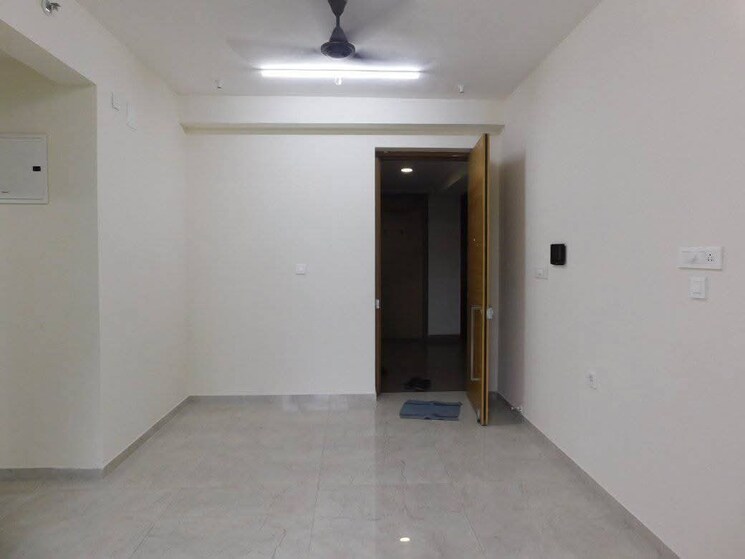 Room, tata-serein 2 Bedroom 688 Sq.Ft. Apartment In Pokhran Road No Two Thane 8661925