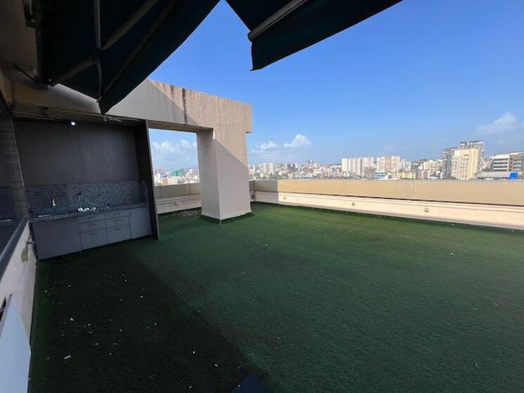 Terrace, sunteck-grandeur Commercial Office Space 4000 Sq.Ft. In Andheri West Mumbai 8661960