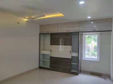 Room in 4 BHK Villa at Giridhari Ishta, Kismatpur – for Rent