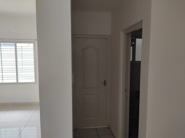 Building Lobby in 1 BHK Builder Floor at Hsr Layout – for Rent