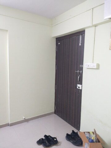 Room in 1 BHK Apartment at Equinox Business Park, Kurla West – for Rent