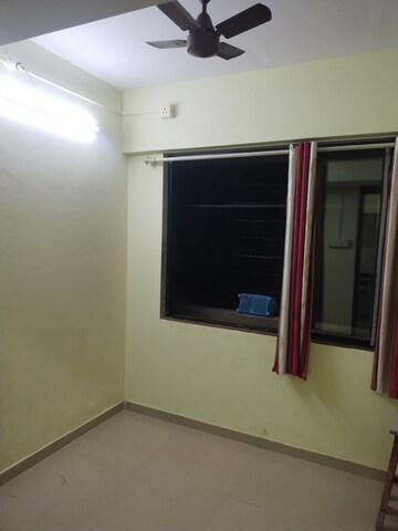 Room in 1 BHK Apartment at Equinox Business Park, Kurla West – for Rent