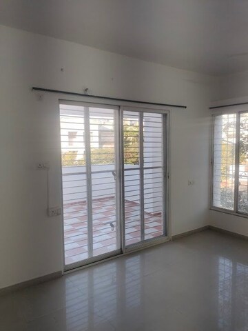 Room in 3 BHK Apartment at Supreme Estia Phase 1, Baner – for Rent