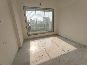 Room in 2 BHK Apartment at Rite Skyluxe, Chembur – for Rent