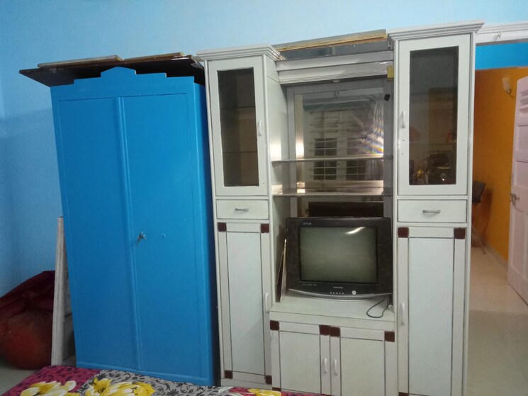 Room, juhu 2 Bedroom 900 Sq.Ft. Apartment In Juhu Mumbai 8662010