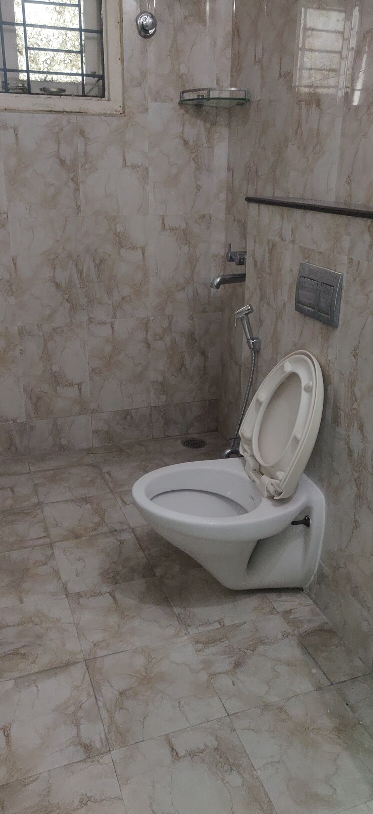 Bathroom, sri-nilayam-jubilee-hills 4 Bedroom 3600 Sq.Ft. Builder Floor In Jubilee Hills Hyderabad 8662049