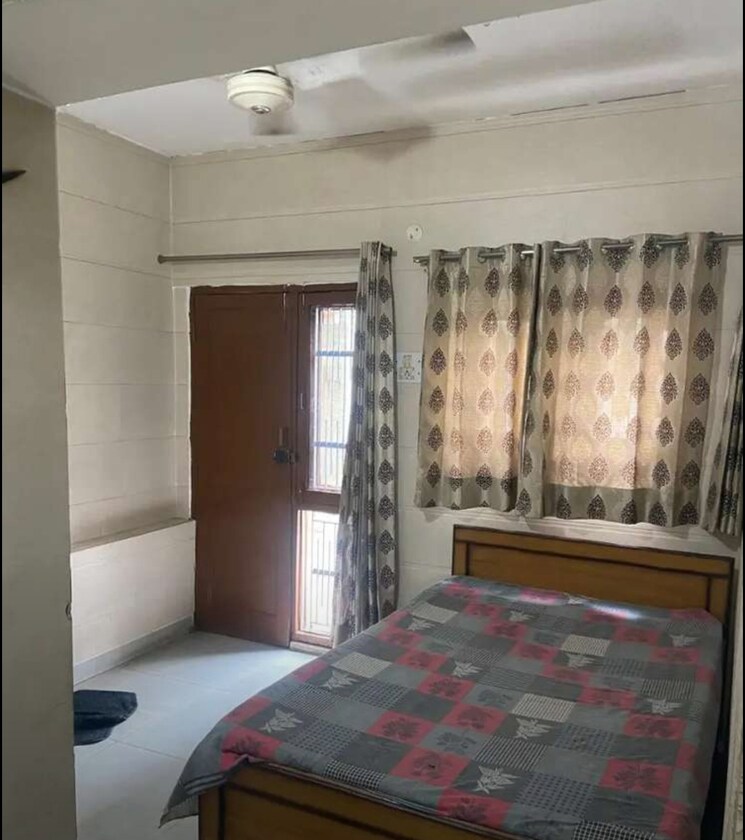 Bedroom, sector 45 3 Bedroom 1000 Sq.Ft. Builder Floor In Sector 45 Chandigarh 8662056