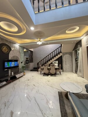 Parking in 4 BHK Independent House at Chitrakoot – for Sale