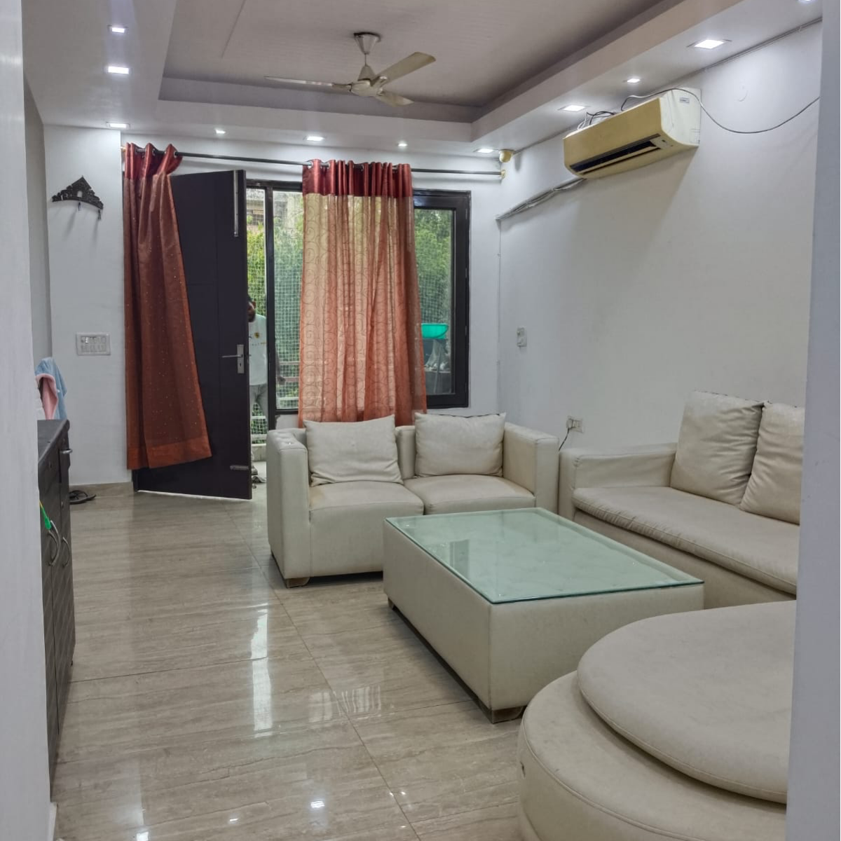 2 BHK + Study Room Builder Floor For Rent in Saket