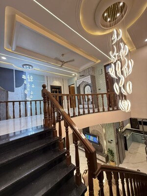 Furnished Amenities in 4 BHK Independent House at Chitrakoot – for Sale