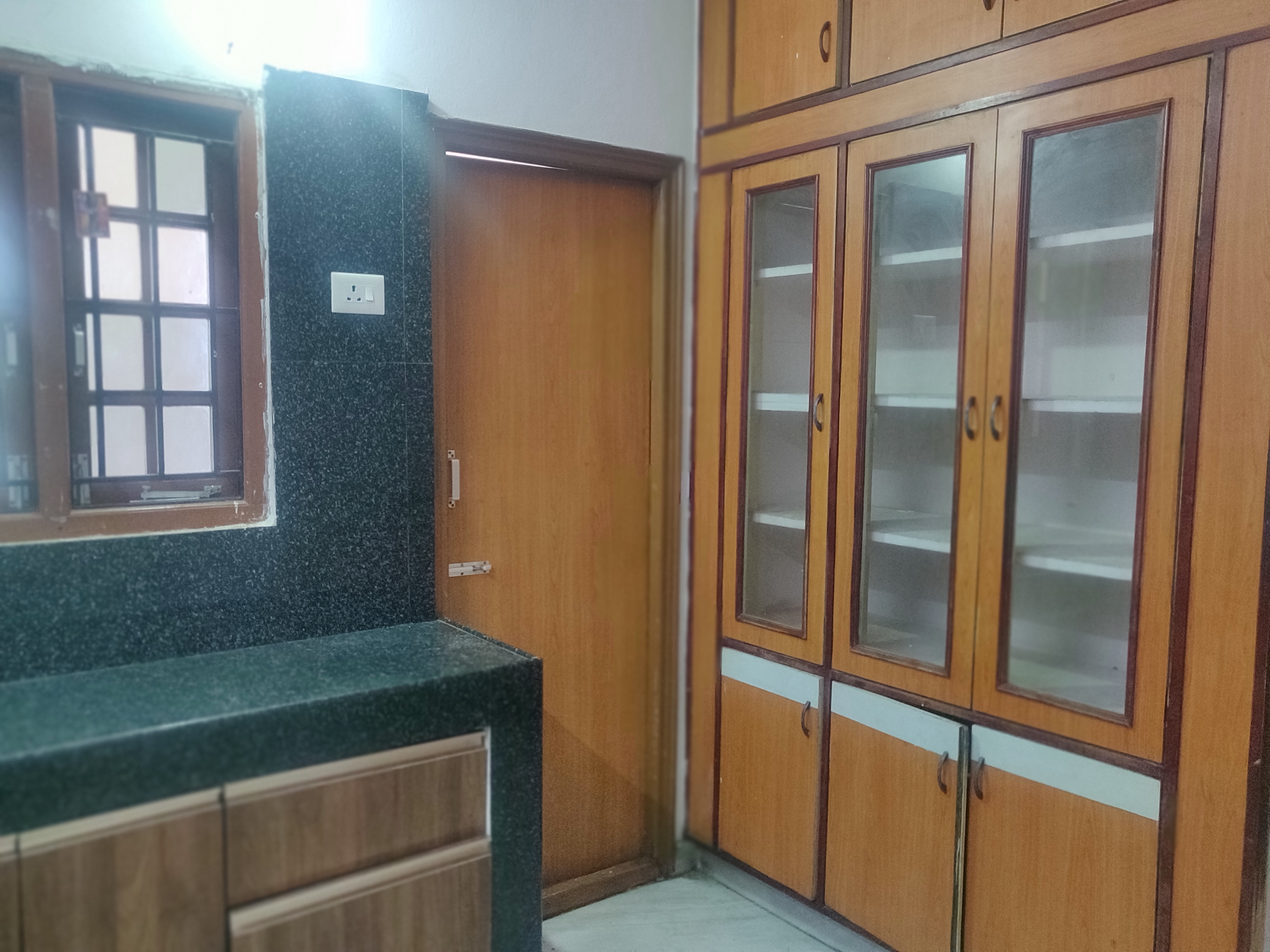 3 BHK Apartment For Rent in Ahuja Towers Banjara Hills