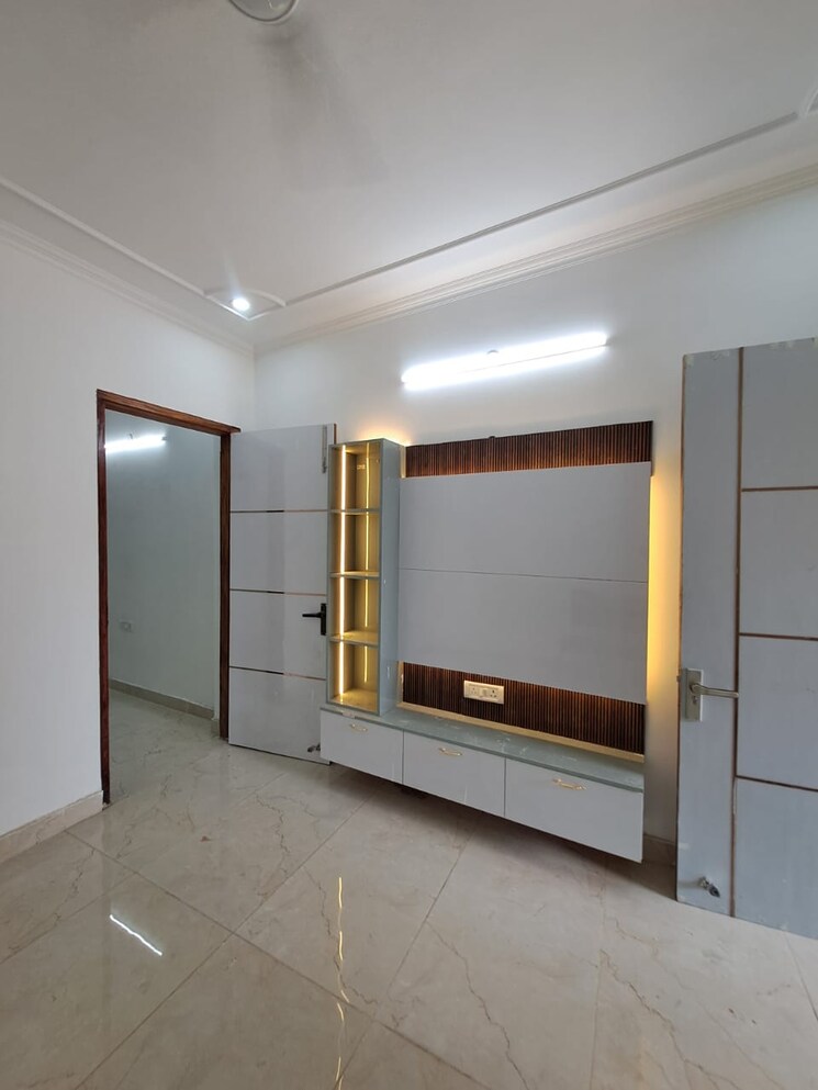 Room, malviya nagar 2 Bedroom 1000 Sq.Ft. Builder Floor In Malviya Nagar Delhi 8662079