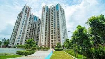 3 BHK Apartment – Exterior View View at PS Srijan Ozone, Em Bypass - for Sale