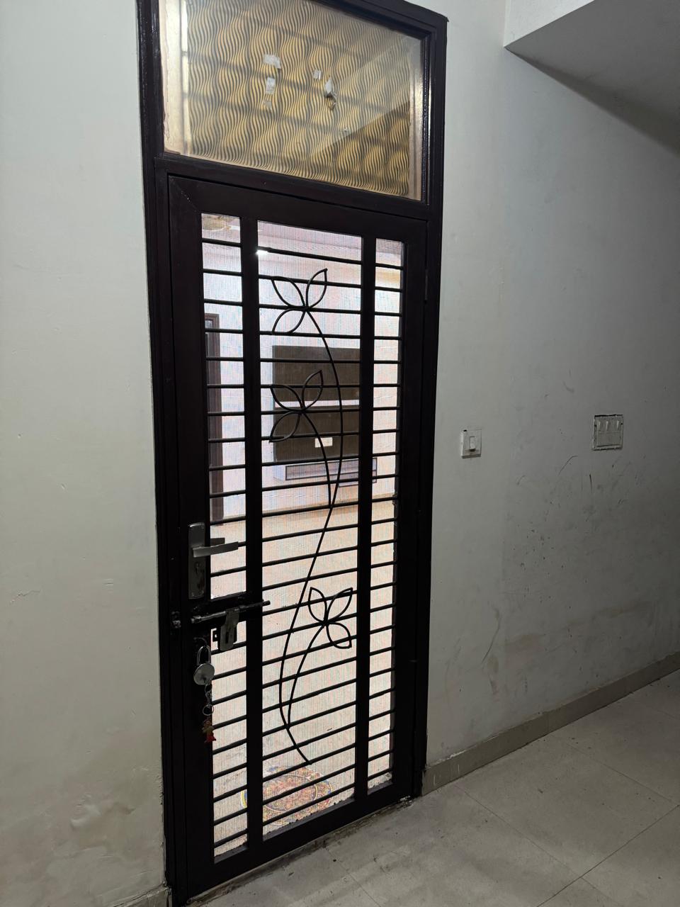 4 BHK + Pooja Room,Servant Room,Study Room Independent House For Sale in RWA Apartments Sector 20