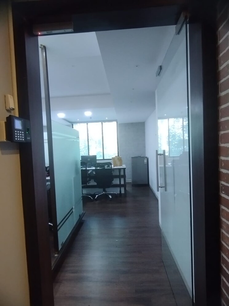 Common Area, maruti-business-park Commercial Office Space 850 Sq.Ft. In Andheri West Mumbai 8662168