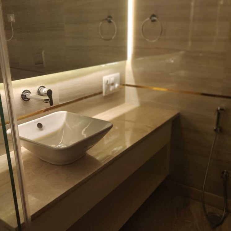 Bathroom, green park extension 4 Bedroom 3000 Sq.Ft. Builder Floor In Green Park Extension Delhi 8662171