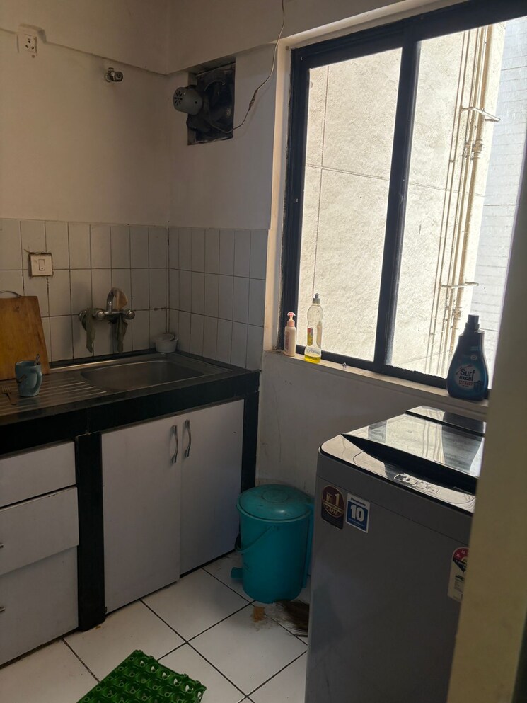 Kitchen, hiranandani-gardens-silver-oak 2 Bedroom 960 Sq.Ft. Apartment In Powai Mumbai 8662181