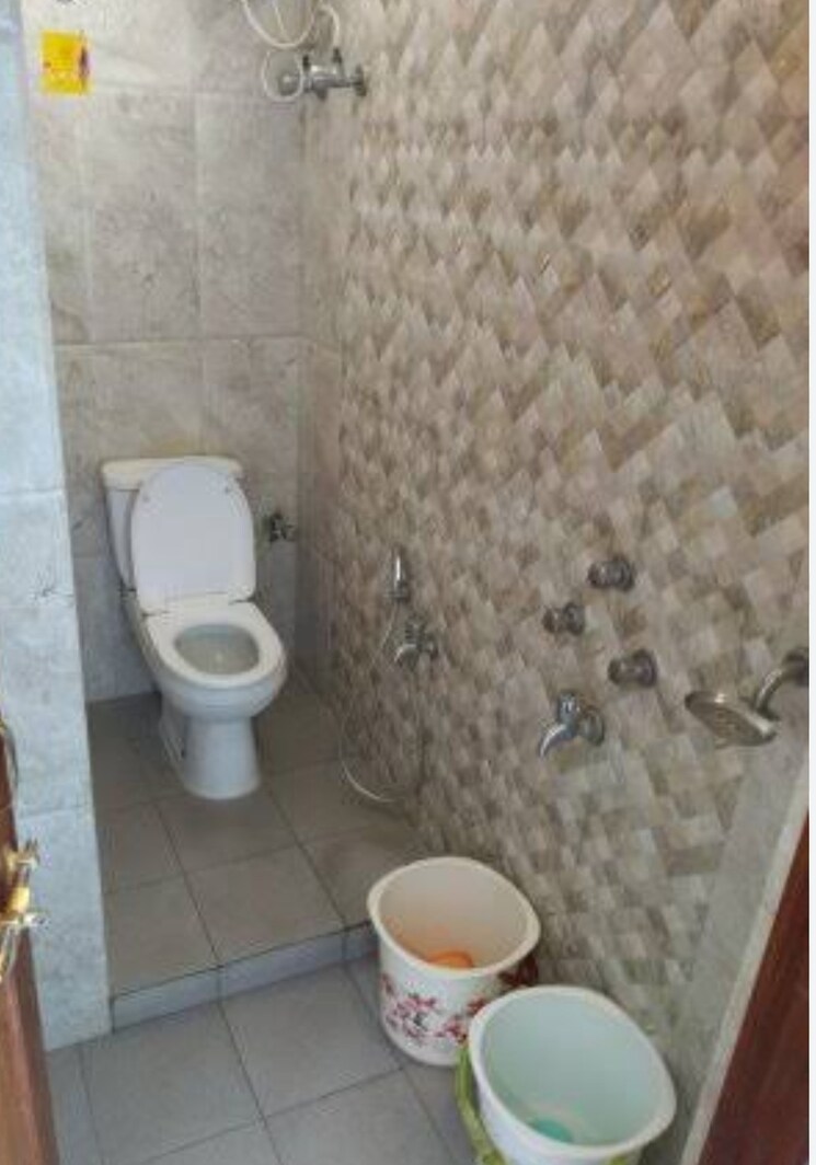 Bathroom, saket 1 RK 300 Sq.Ft. Builder Floor In Saket Delhi 8662185