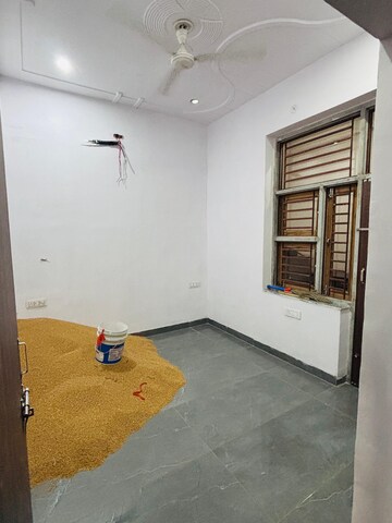 Room in 4 BHK Independent House at Vaishali Nagar – for Rent